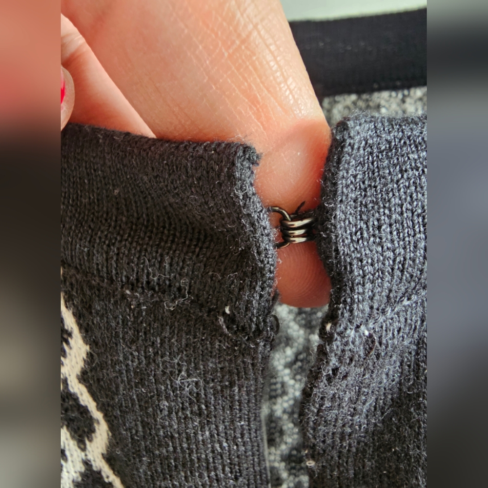 New Nina Leonard Cardigan - Picture 6 of 11